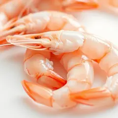 Krewetki do sushi: Jak uzyskać prosty kształt i soczysty smak?