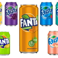 Puszki napojów Fanta o różnych smakach: pomarańczowa, winogronowa, egzotyczna, brzoskwiniowa, jagodowa i grejpfrutowa.