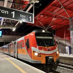 Gdańsk Lotnisko Dworzec Główny: Taxi, pociąg, bus. Która opcja najlepsza?