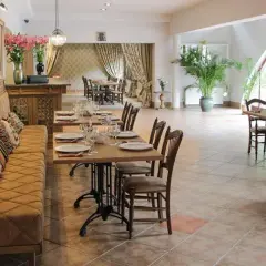 Gdzie zjeść w Srebrnej Górze? Najlepsze restauracje i dania