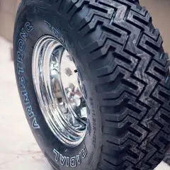 Jakie opony do Jeep Grand Cherokee WJ - wybierz najlepsze opcje