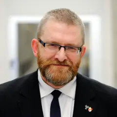 Grzegorz Braun: Gdzie mieszka? Rzeszów, Warszawa i prywatność posła