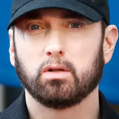 W którym roku urodził się Eminem? Odkryj jego niesamowitą historię