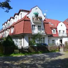 Dworek Prawdzic w Niechorzu - idealne miejsce na relaks nad morzem