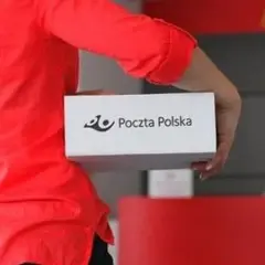 Czy kurier Poczty Polskiej ma terminal? Sprawdź, jak płacić!