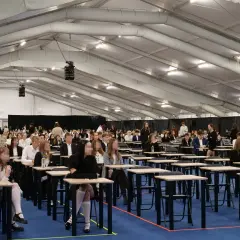 Czy po szkole w chmurze można zdawać maturę? Sprawdź, jak to działa!