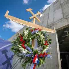 Wiecha na dach gdzie kupić – najlepsze miejsca i praktyczne porady