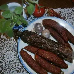 Kiełbasa z baraniny: Przepis krok po kroku na domowy smak