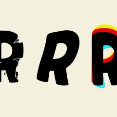 Trois lettres R noires sur fond crème. La première est fissurée, la deuxième est lisse, la troisième a un effet 3D coloré.