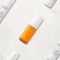 Serum do twarzy po 40.: Składniki, które naprawdę odmienią Twoją skórę!