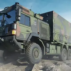 Geländegängiger LKW von Rheinmetall, ein robustes Fahrzeug für den Transport, das an einen ETF erinnert.