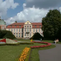 Pałac Opatów: Sztuka Nowoczesna w Gdańsku Przewodnik 2026