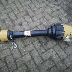 Ein neues **Weitwinkelgelenk** für Landmaschinen, bereit für den Einsatz.