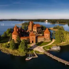 Litwa: Co zwiedzić? Najpiękniejsze miejsca, polskie ślady i porady