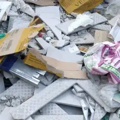 Gdzie wyrzucić odpady po remoncie? Sprawdź, jak uniknąć problemów