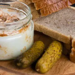 Jak przetopić słoninę na smalec i uzyskać idealny smak i konsystencję