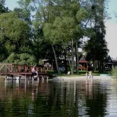 Gdzie nad jezioro z dzieckiem w Wielkopolsce - bezpieczne miejsca na wypoczynek