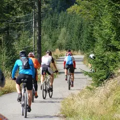 Jakuszyce trasy rowerowe - odkryj najpiękniejsze szlaki i widoki
