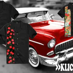 Rockabilly frisyr herr-inspirerade skjortor med dödskallar, körsbär och pin-up-motiv. En röd klassisk bil i bakgrunden.