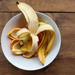 Nawóz z banana do jakich kwiatów – odkryj, które rośliny zyskają najwięcej
