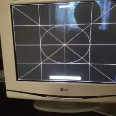Jak rozciągnąć ekran na cały monitor i uniknąć zniekształceń obrazu