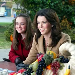 Rory Gilmore Outfits: Zeitloser Preppy-Chic Dein Styling-Guide