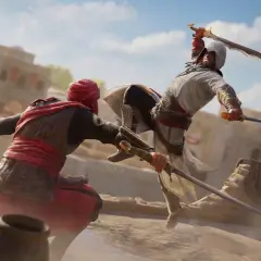 Assassin's Creed Mirage: uscita imminente! Un assassino in azione contro un nemico, spada contro spada, in un'ambientazione mediorientale.