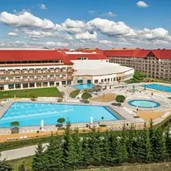 Hotel gołębiewski mikołajki ile gwiazdek - poznaj jakość i komfort