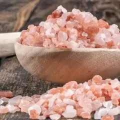 Co jeść na niedobór sodu? Skuteczne produkty i kiedy do lekarza