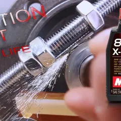 Motul 5W40: X-cess czy X-clean? Wybierz idealny olej dla Twojego auta
