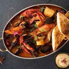 Bouillabaisse - tajemnice autentycznej francuskiej zupy rybnej