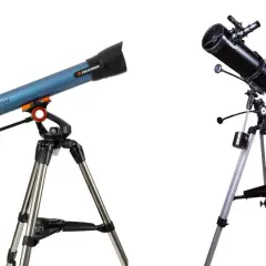 Dwa teleskopy astronomiczne na statywach, jeden niebieski, drugi czarny.