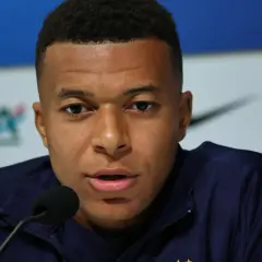 Czy Mbappé ma dzieci? Prawda o jego życiu prywatnym i rodzinie