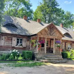 Skansen Kurpiowski Nowogród: Wszystko, co musisz wiedzieć przed wizytą