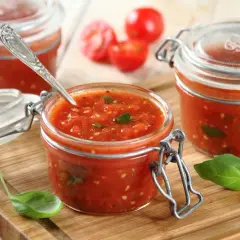 Domowy sos do pizzy z koncentratu: Lepszy niż z pizzerii?