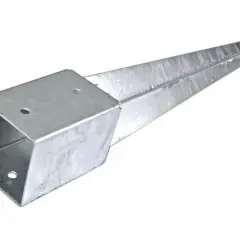 Metalowa kotwa wbijana z kwadratową podstawą i ostro zakończonym szpicem.