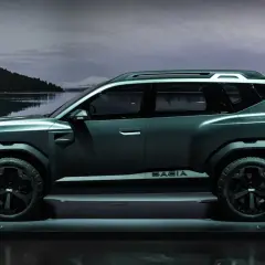Nowy koncept Dacia 4x4, masywny SUV z terenowym charakterem, gotowy na przygodę.