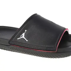 Czarne klapki Jordan Play Slide z białym logo Jumpman i czerwonym obszyciem. Idealne na basen i po treningu.