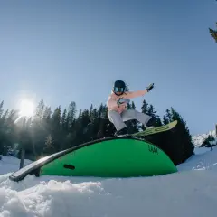 Jaka deska snowboard - wybierz idealną deskę dla siebie i uniknij błędów