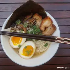 Czy ramen jest zdrowy? Wpływ na dietę, kalorie i porady eksperta