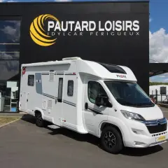 Camping-car Pilote P726 FC Evidence, prêt pour l'aventure. Avis et essai disponibles.