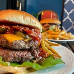 Burger & Co Kielce: Najlepsze burgery? Recenzja i menu