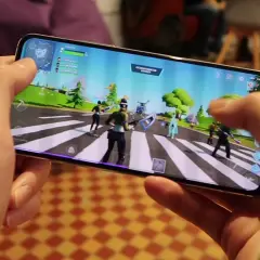 Jak zainstalować Fortnite na telefon? Proste kroki i wymagania sprzętowe