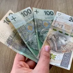 Ile wynosi emerytura po 5 latach pracy? Niska kwota zaskakuje!