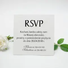 Jak zaprosić rodziców na ślub? Pomysły, teksty, etykieta.