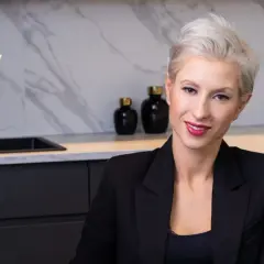 Jak sprawdzić pośrednika nieruchomości i uniknąć nieuczciwych ofert