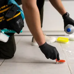 Jak wyczyścić fugi po remoncie? Skuteczne triki eksperta!