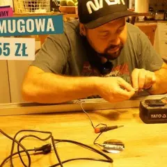 Jak zrobić oświetlenie z akumulatora – proste kroki do efektywnego DIY