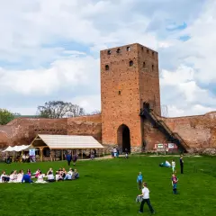 Co zwiedzić w okolicach Warszawy? Gotowy plan na weekend!