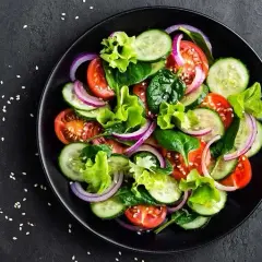 Dieta wegańska czego nie można jeść: unikaj tych produktów i składników